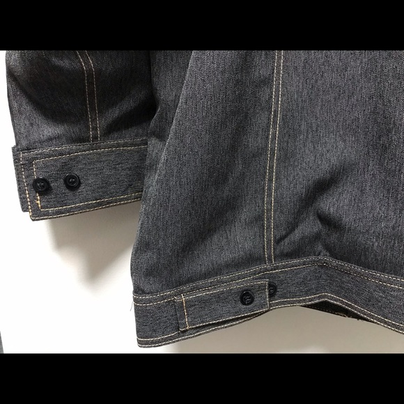 Stylish Montique Denim Look Gold Zipper Lightweight Jacket! - Picture 9 of 16